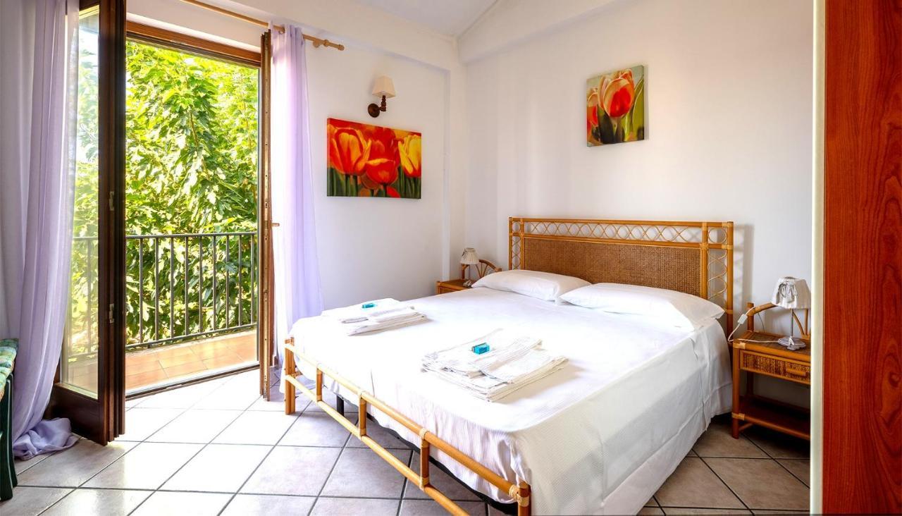 Villa Aura Marina di Modica Buitenkant foto