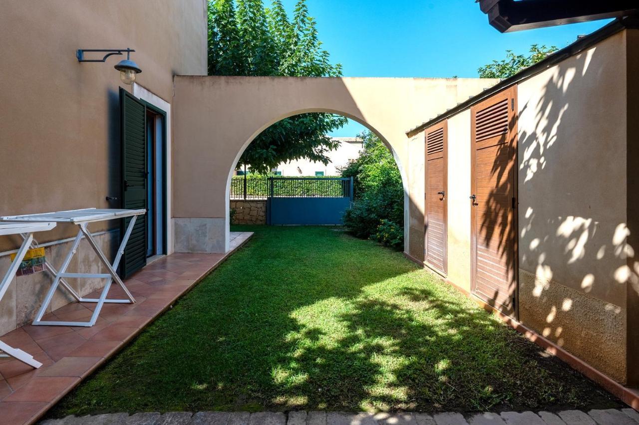 Villa Aura Marina di Modica Buitenkant foto